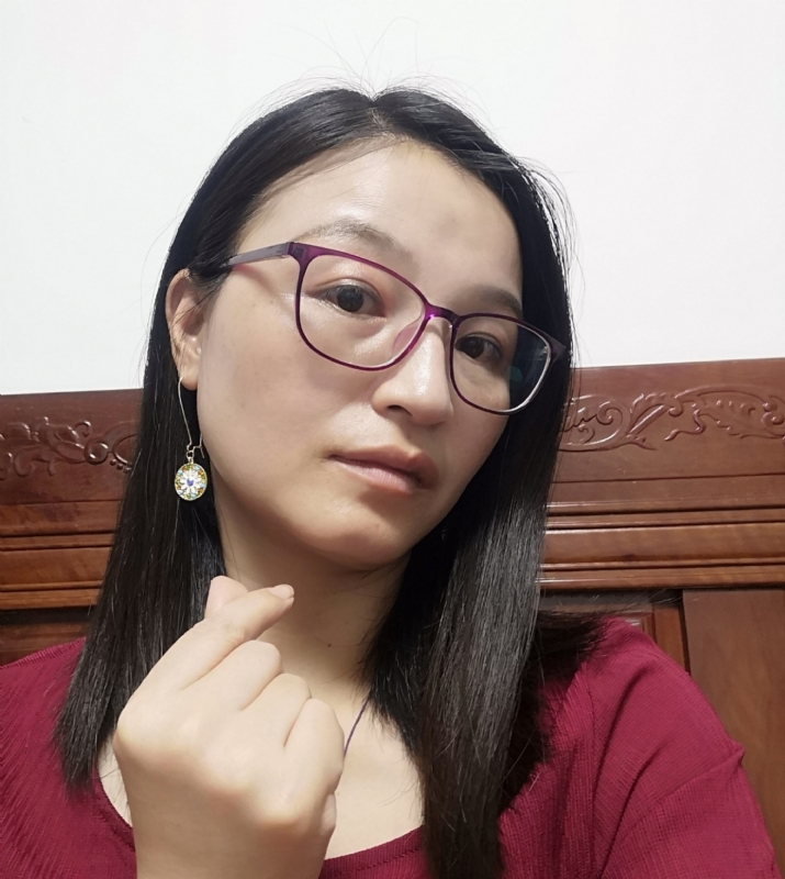 妹叮的第一张照片--宁波相亲服务中心