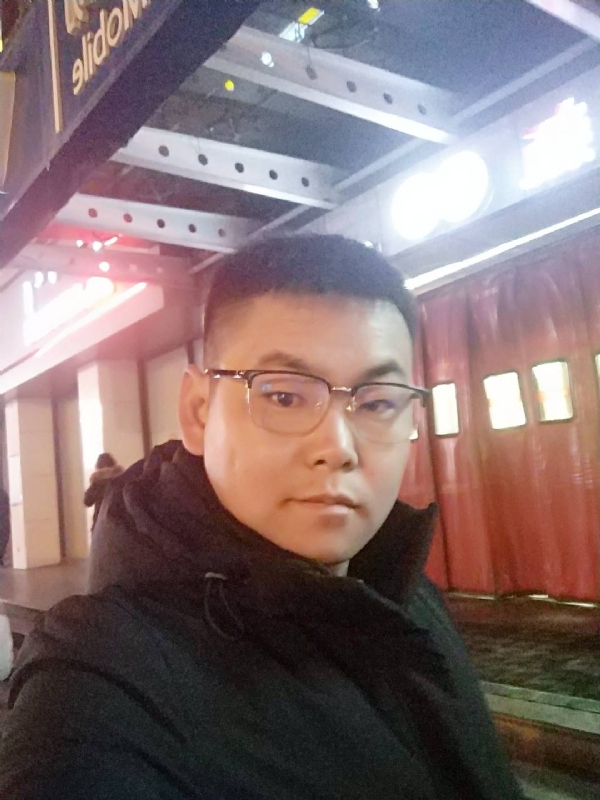 杜跃龙的第二张照片--宁波相亲服务中心