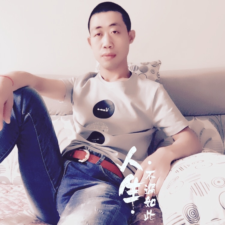 简单的爱的第一张照片--宁波相亲服务中心