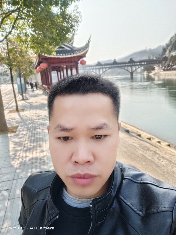 啊锦的第二张照片--宁波相亲服务中心