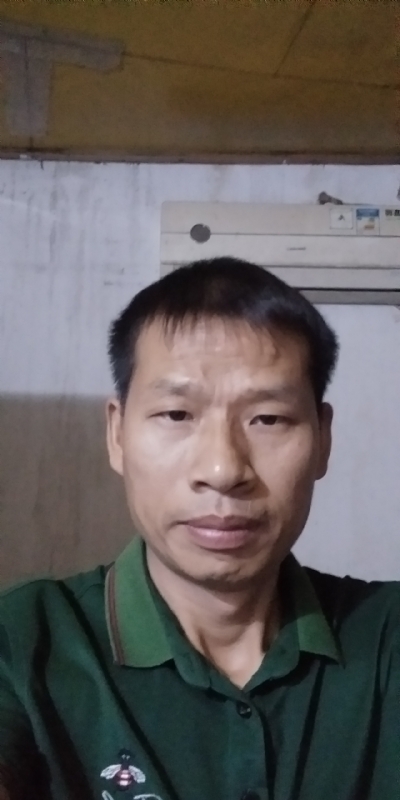 执着跋涉的第三张照片--宁波相亲服务中心