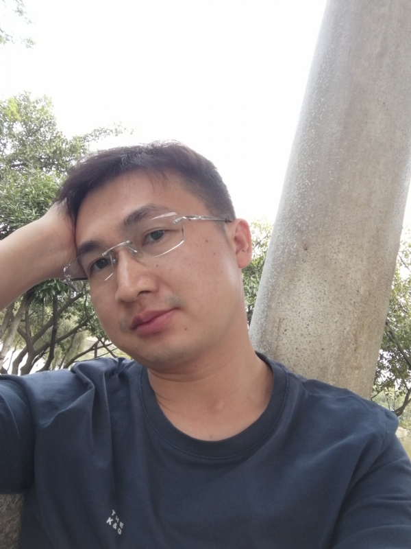 不如随风的第一张照片--宁波相亲服务中心