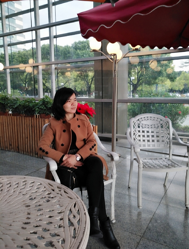 执迷不悔的第一张照片--宁波相亲服务中心