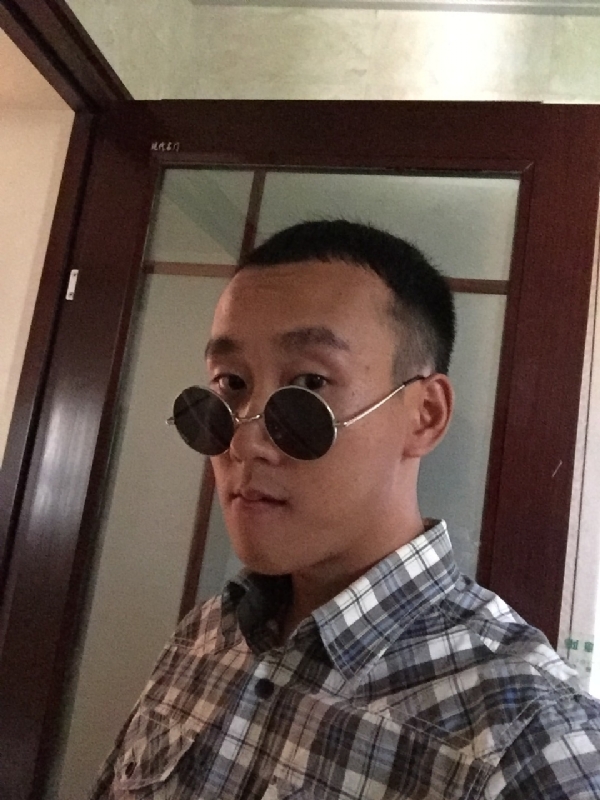 悲喜的第一张照片--宁波相亲服务中心