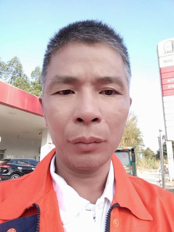 静候缘分的第一张照片--宁波相亲服务中心