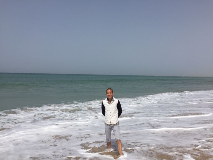 文字的忧伤的第一张照片--宁波相亲服务中心