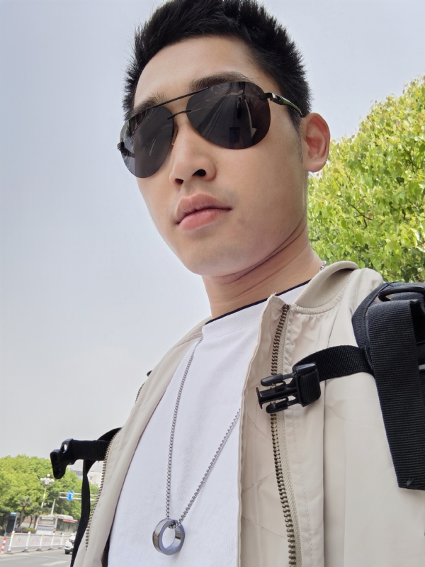 残花落陌,的第一张照片--宁波相亲服务中心