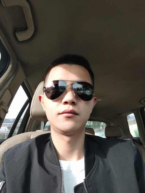 葛先生的第二张照片--宁波相亲服务中心