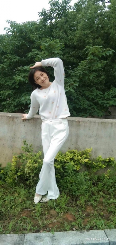 九妹的第四张照片--宁波相亲服务中心