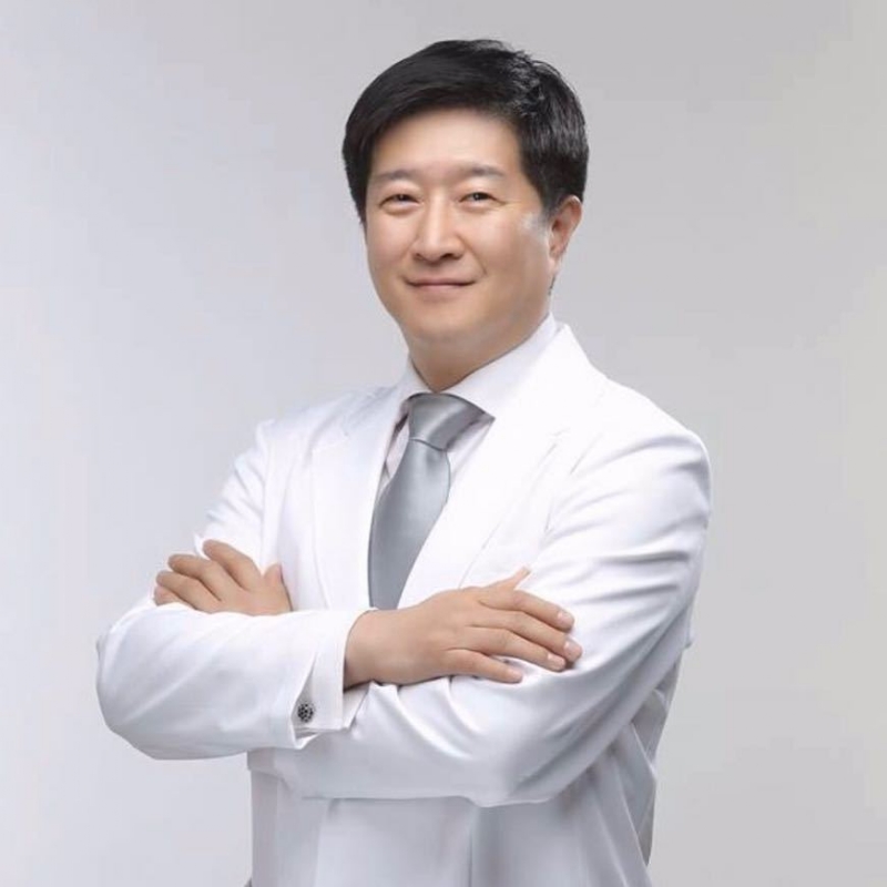 王伟的第四张照片--宁波相亲服务中心