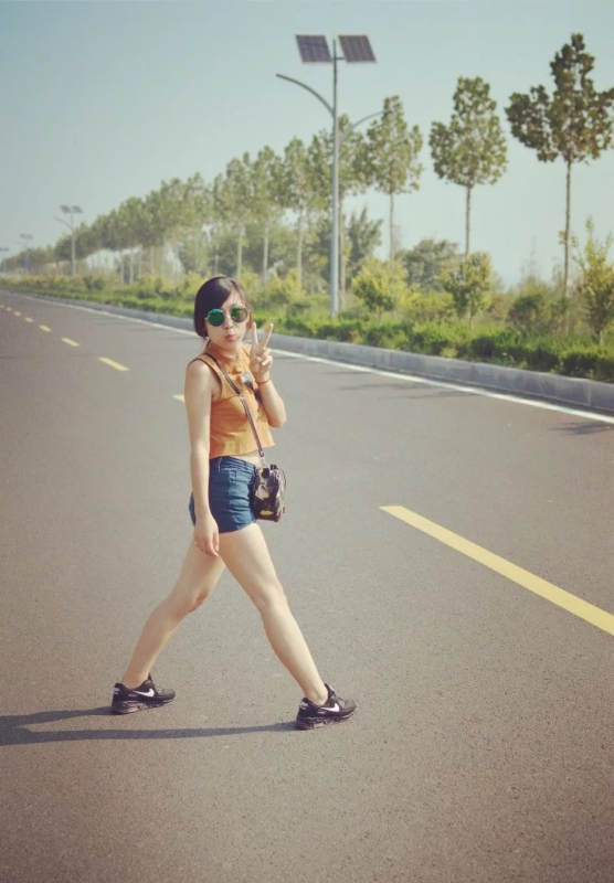 尤尤的第一张照片--宁波相亲服务中心