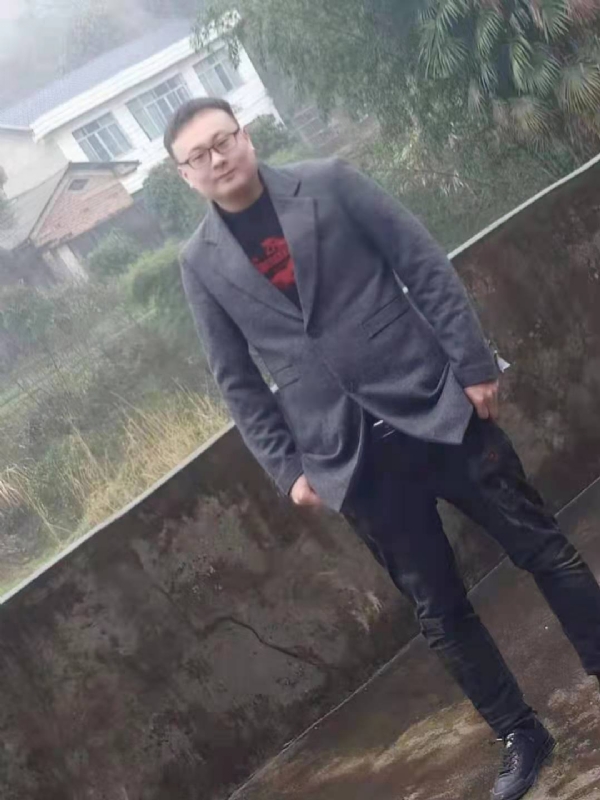 冰城的第二张照片--宁波相亲服务中心