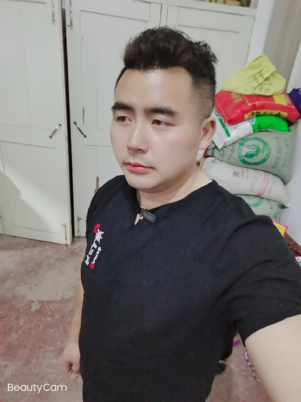 阿杰的第一张照片--宁波相亲服务中心