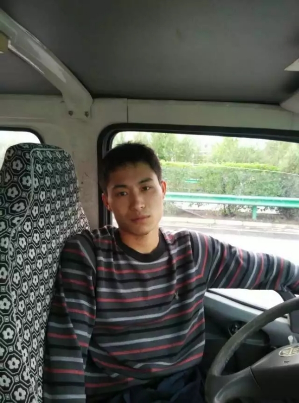 桦树林的第一张照片--宁波相亲服务中心