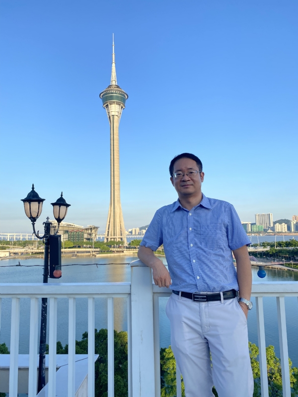 Yangyi的第三张照片--宁波相亲服务中心