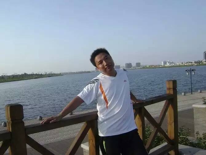 才乡痴情的第二张照片--宁波相亲服务中心