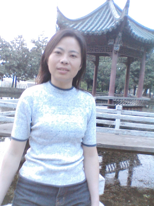 小草的第二张照片--宁波相亲服务中心