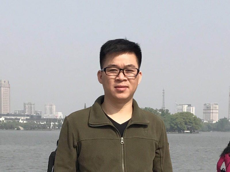 孔雀鱼的第一张照片--宁波相亲服务中心