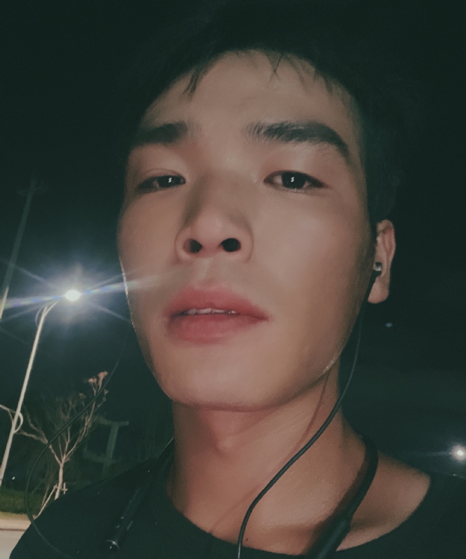 满船清梦压星河的第一张照片--宁波相亲服务中心