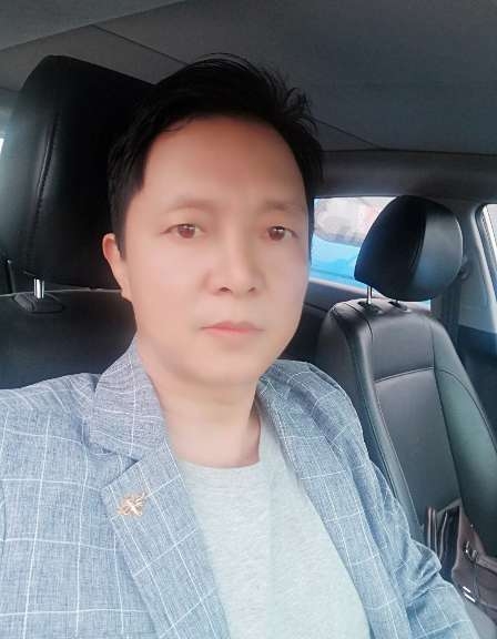 深蓝的第二张照片--宁波相亲服务中心