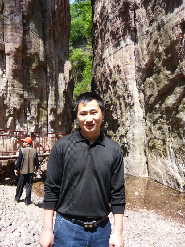 阳光幸福快乐的第三张照片--宁波相亲服务中心