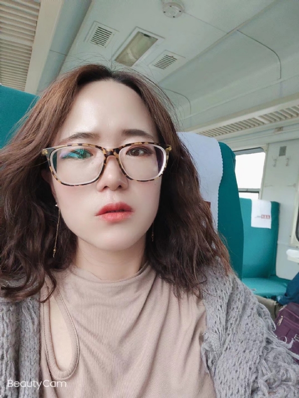 云烟成雨的第一张照片--宁波相亲服务中心