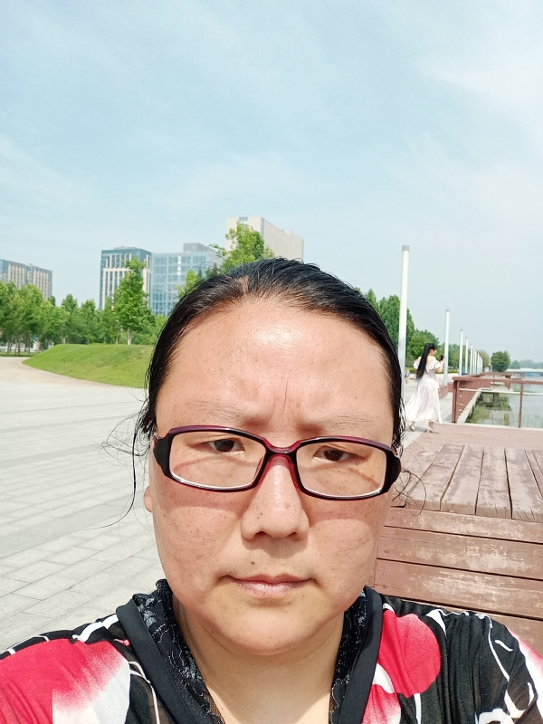 苦乐的第四张照片--宁波相亲服务中心