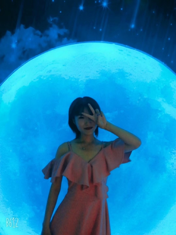 Smile的第一张照片--宁波相亲服务中心