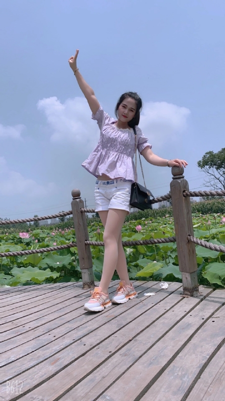 秋水伊人的第二张照片--宁波相亲服务中心