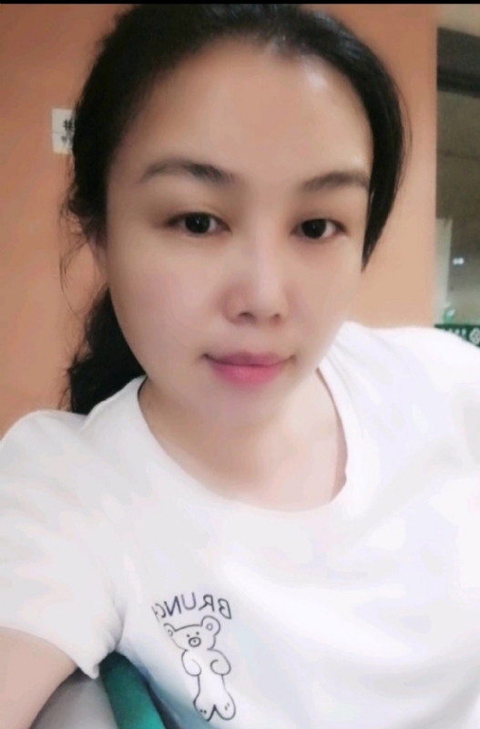 淡淡的云的第二张照片--宁波相亲服务中心