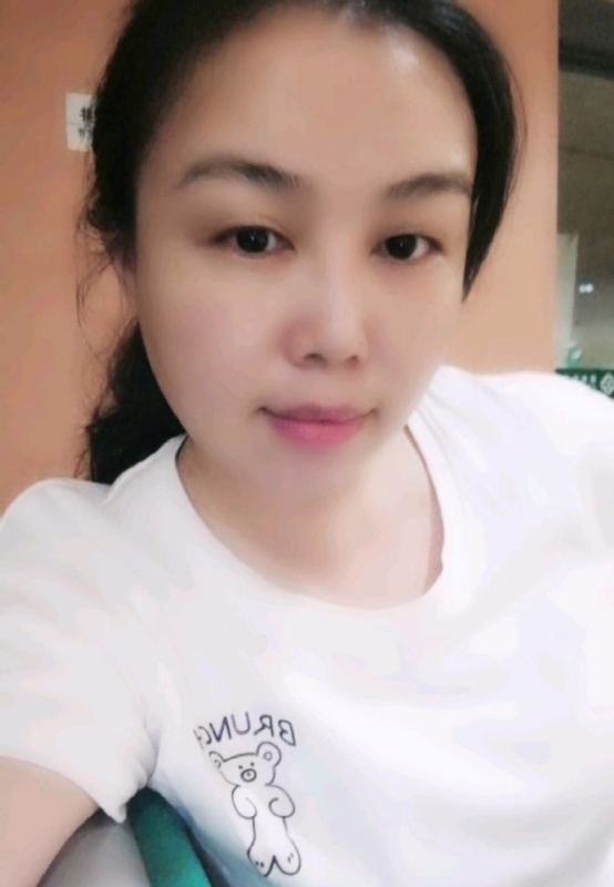 淡淡的云的第三张照片--宁波相亲服务中心