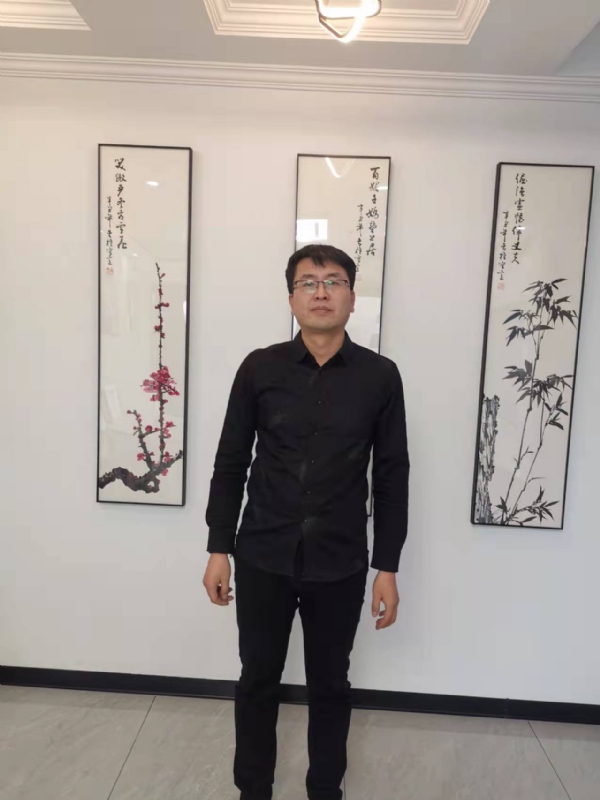 情义比天高的第一张照片--宁波相亲服务中心