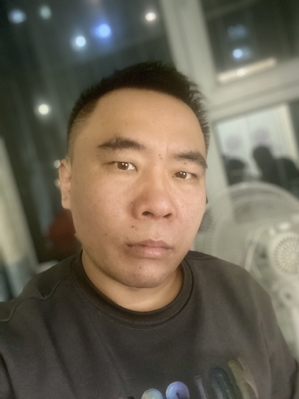 云的第三张照片--宁波相亲服务中心