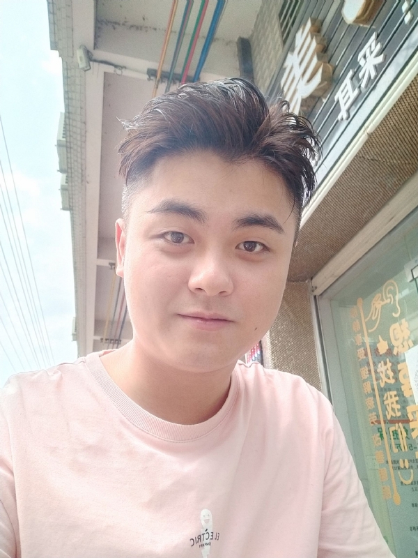 李健诚的第一张照片--宁波相亲服务中心