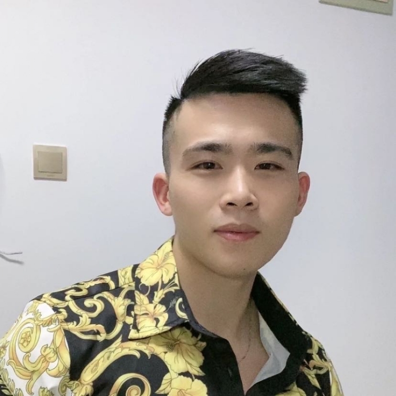 迷彩冲锋衣的第一张照片--宁波相亲服务中心