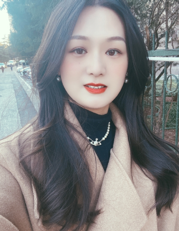 盧盈穎的第一张照片--宁波相亲服务中心