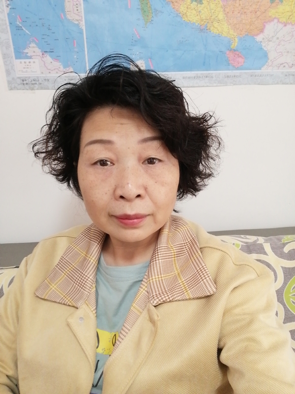 香水百合的第一张照片--宁波相亲服务中心