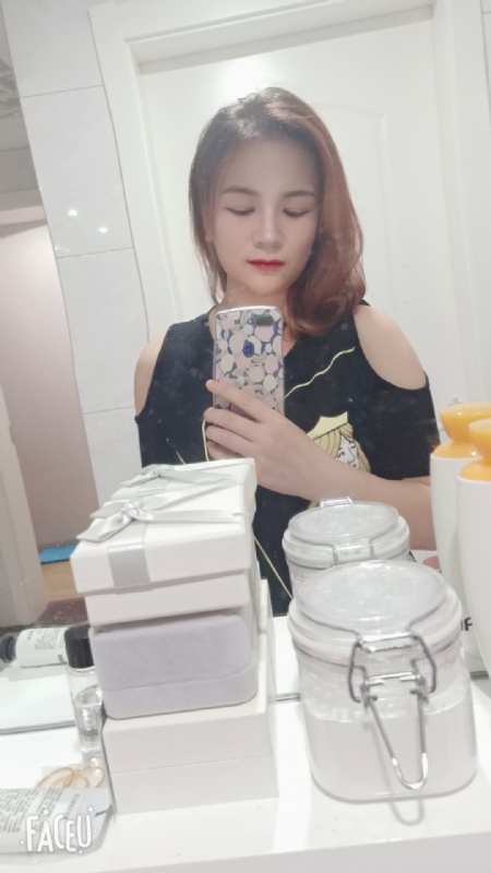 刘莲酥的第四张照片--宁波相亲服务中心