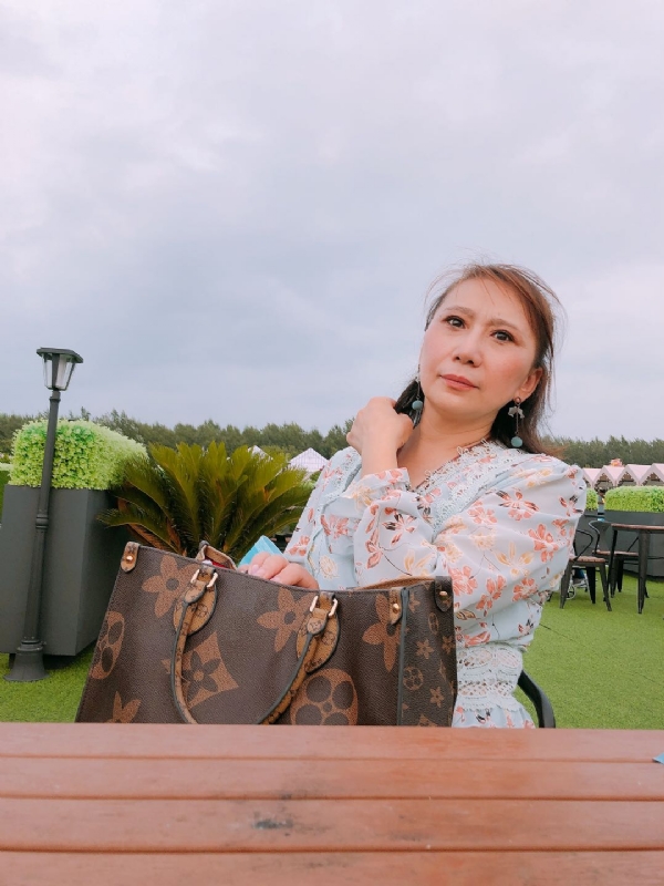 鸿运来的第一张照片--宁波相亲服务中心