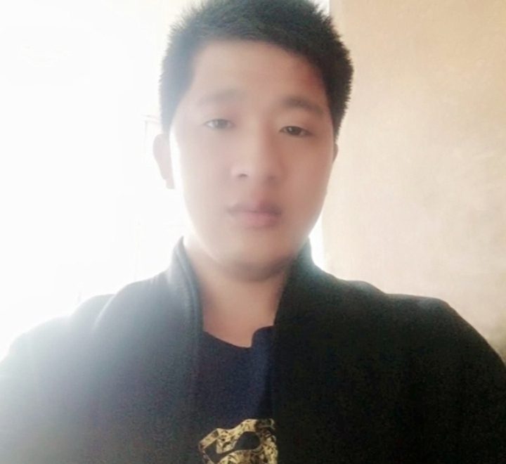 形影不离的第一张照片--宁波相亲服务中心