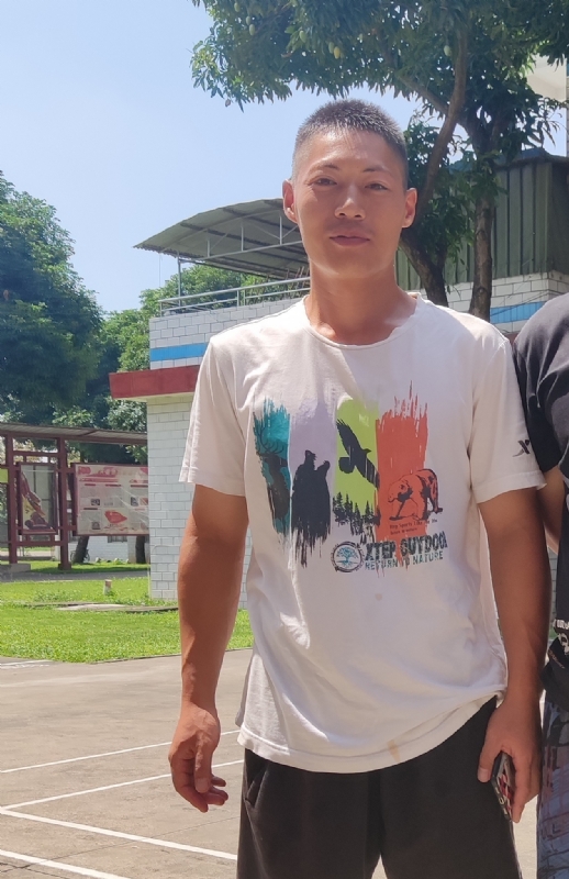 孤鹰的第一张照片--宁波相亲服务中心