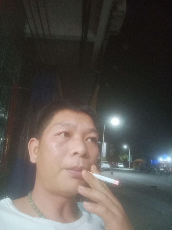 善解人意的第一张照片--宁波相亲服务中心