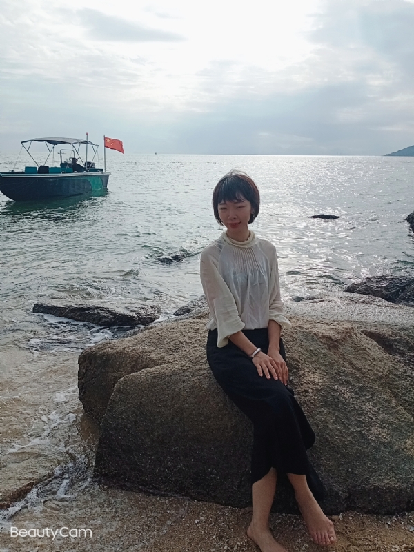 悠悠南山下的第二张照片--宁波相亲服务中心