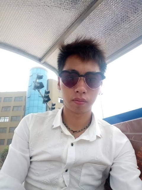 寻缘的第一张照片--宁波相亲服务中心