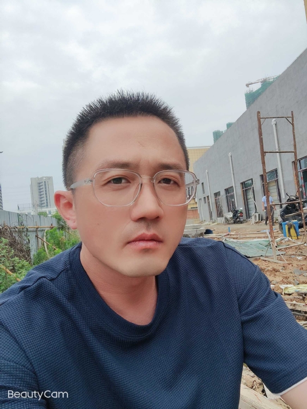 清风烈酒的第二张照片--宁波相亲服务中心