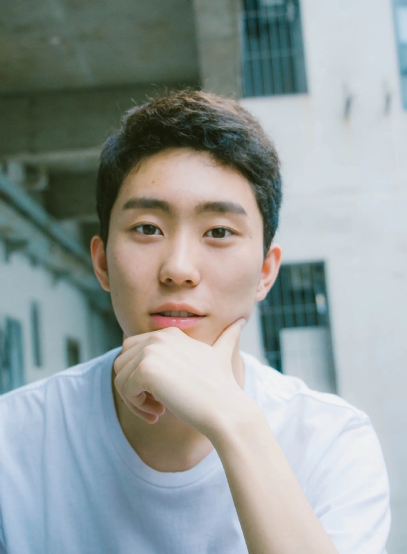 慕雨归蹄的第一张照片--宁波相亲服务中心