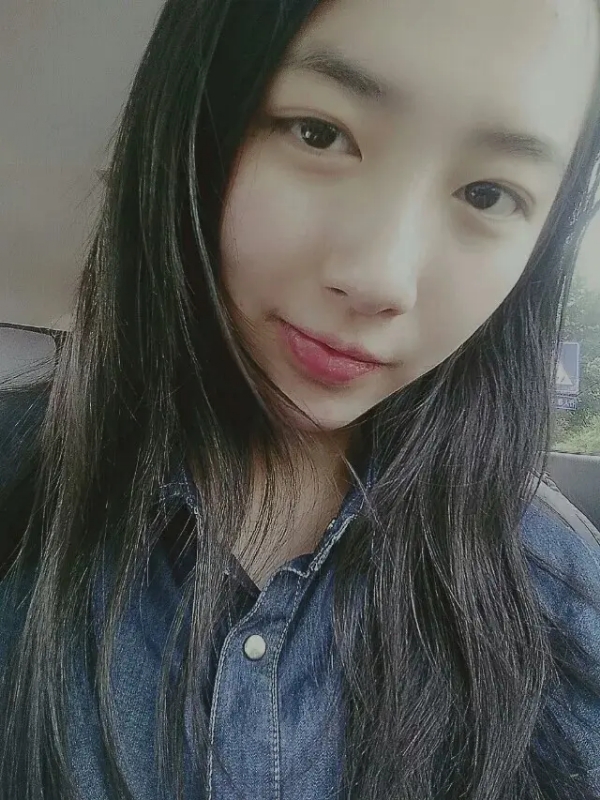 小她的第一张照片--宁波相亲服务中心