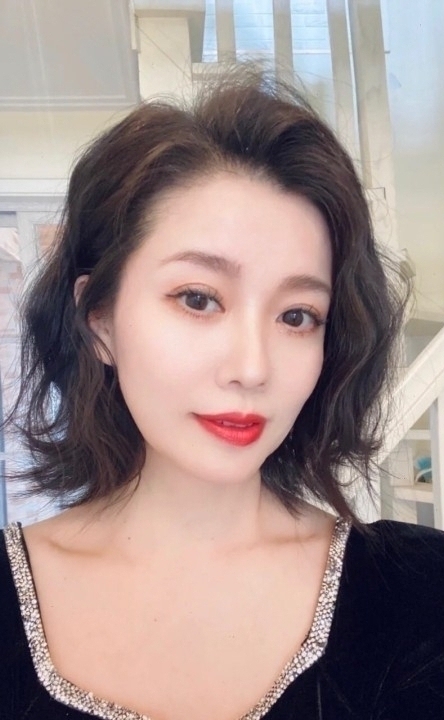 束負的第一张照片--宁波相亲服务中心