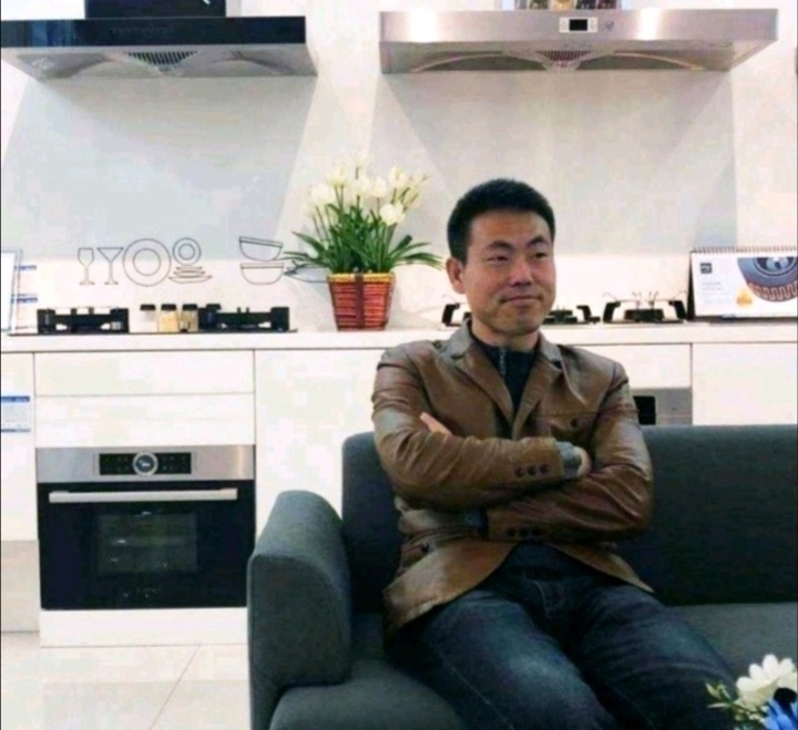 奋斗的执着的第一张照片--宁波相亲服务中心