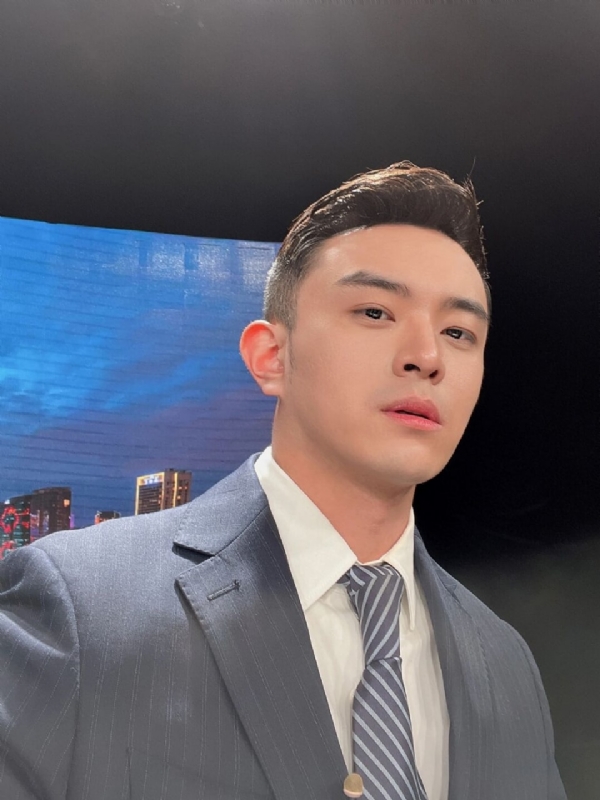 韩哥的第二张照片--宁波相亲服务中心